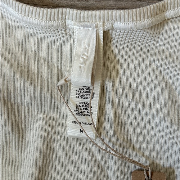 SKIMS a bundle NWT - Picture 3 of 6